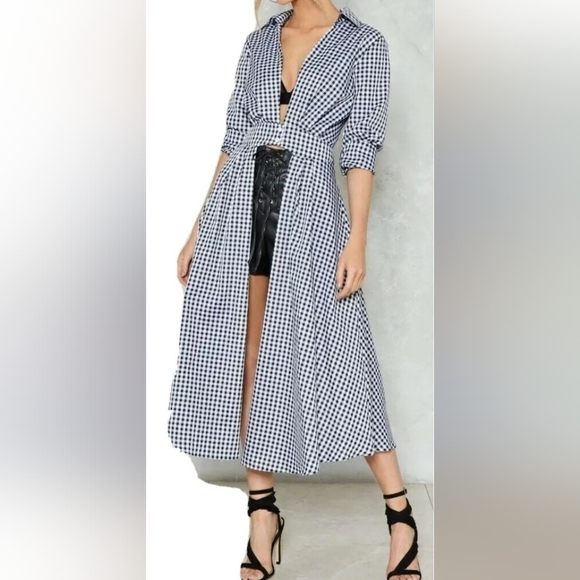 Nasty Gal Checkered Top - Picture 1 of 14